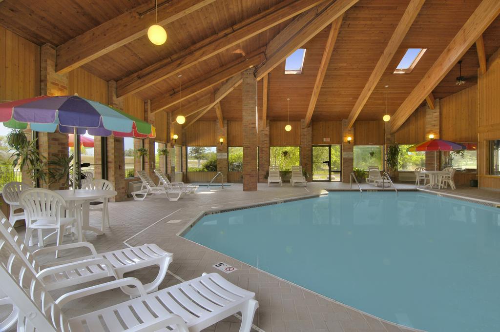 Baymont By Wyndham Muskegon Hotel Luaran gambar