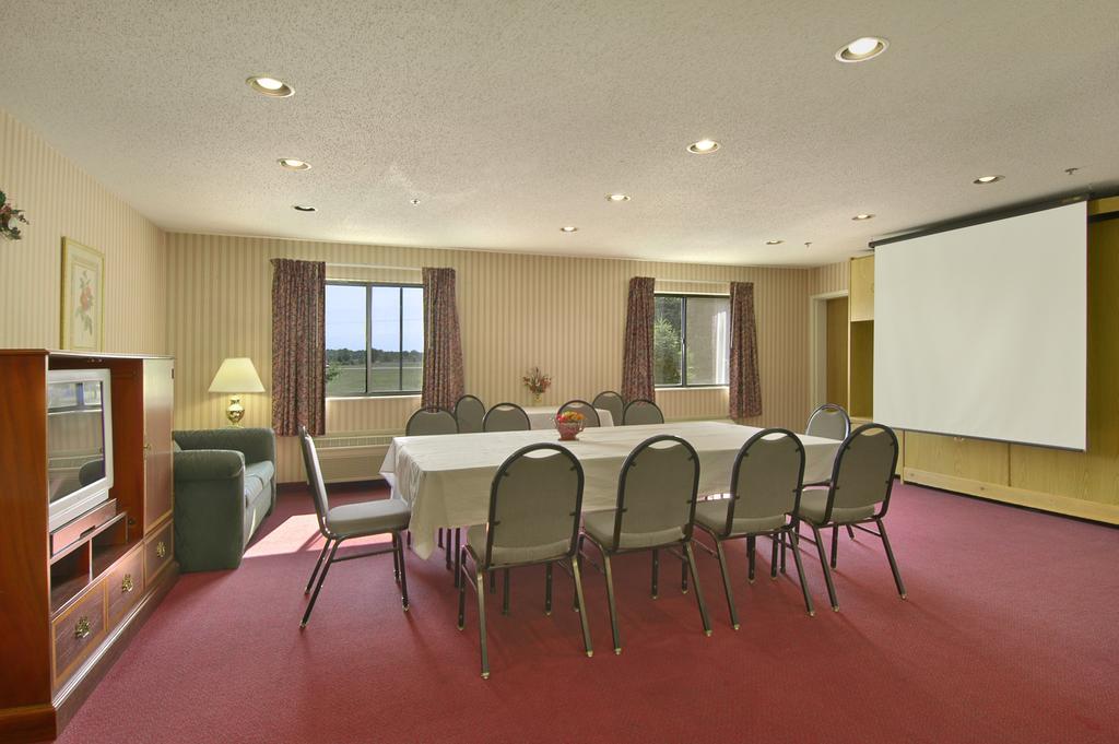 Baymont By Wyndham Muskegon Hotel Luaran gambar