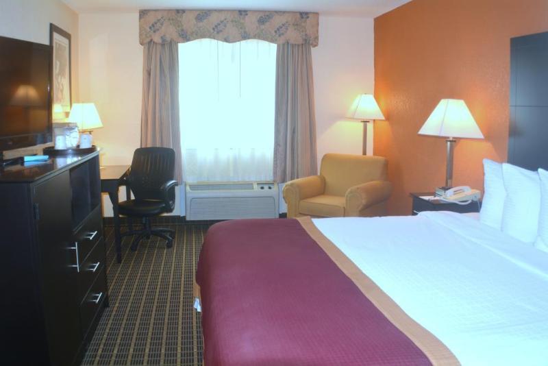 Baymont By Wyndham Muskegon Hotel Luaran gambar